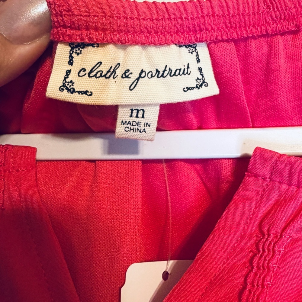 Textured Hot Pink Mini Dress with Puff Sleeves - Picture 5 of 6